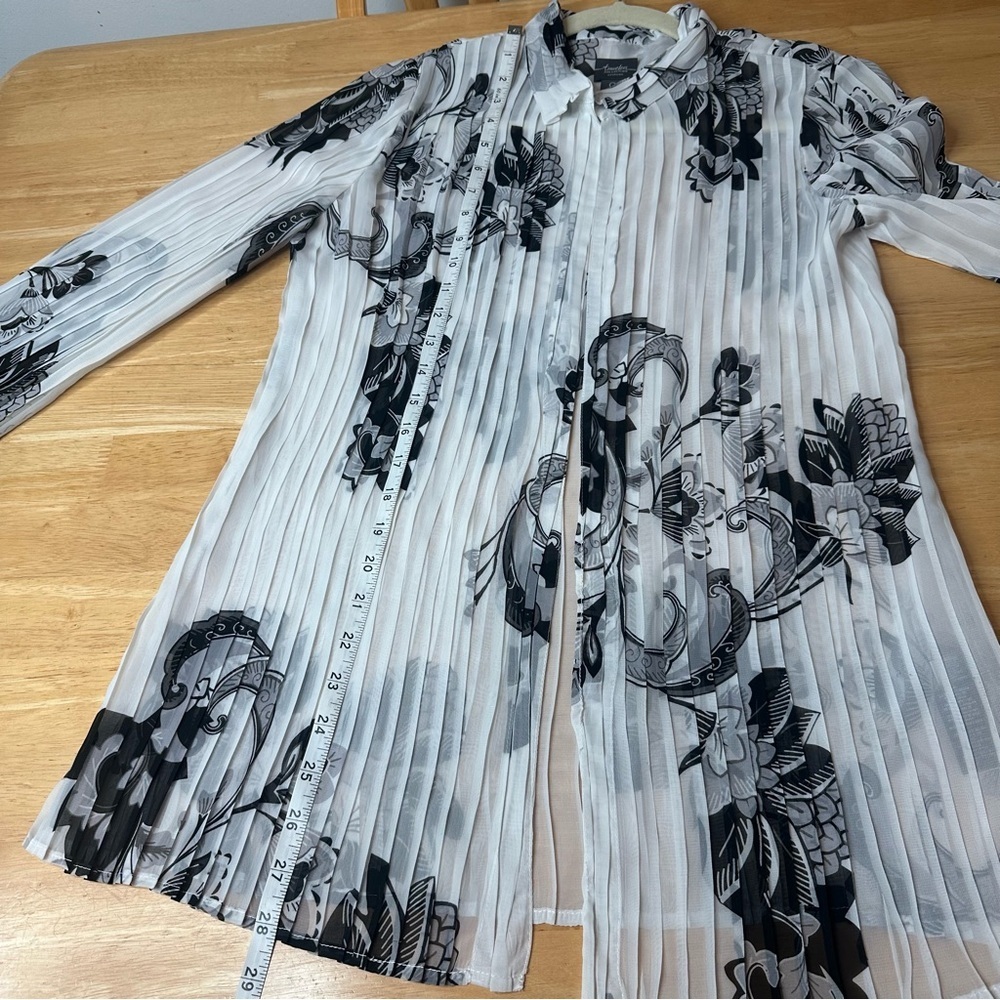 Womens Chicos Travelers Duster White Floral Pleated Sz 0 S Open Blouse Cardigan - Picture 10 of 11